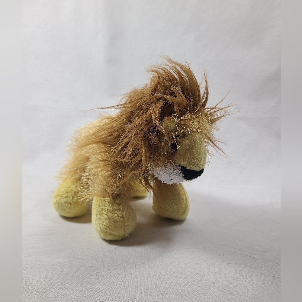 GANZ Webkinz Lion Plush- No code - Picture 2 of 3
